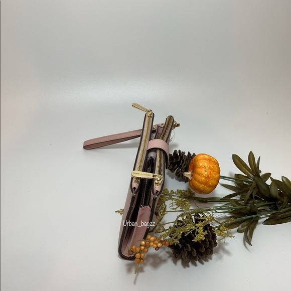 Michael Kors Ciara Large Top Zip Tote and Wallet - Picture 12 of 16